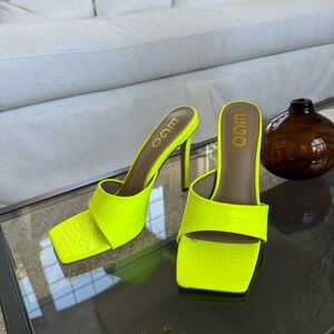 NWT Ego Neon Heels